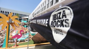 Pop-Up Treatment Area | Ibiza Rocks