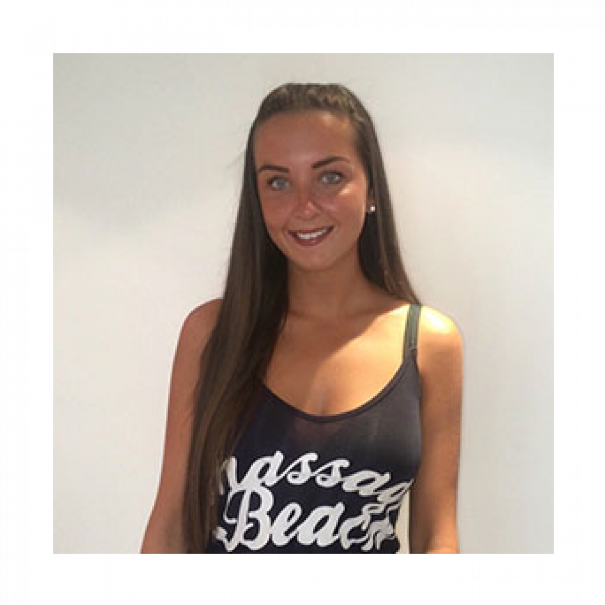 Maggie | Massage Beach Therapist