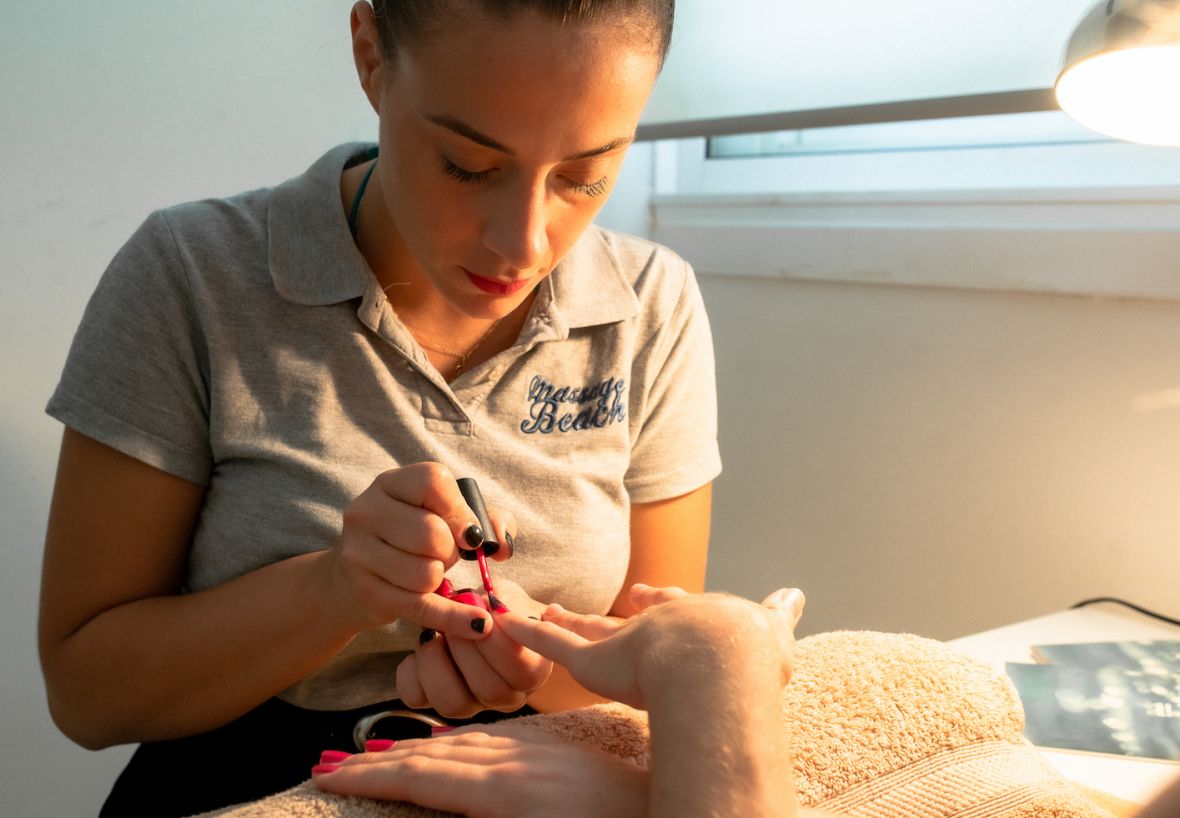 Spa Manicure | Holiday Nails Ibiza