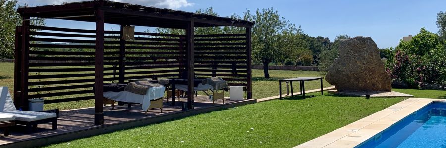 Indulge in Bliss: Mobile Massage and Beauty Treatments in Ibiza